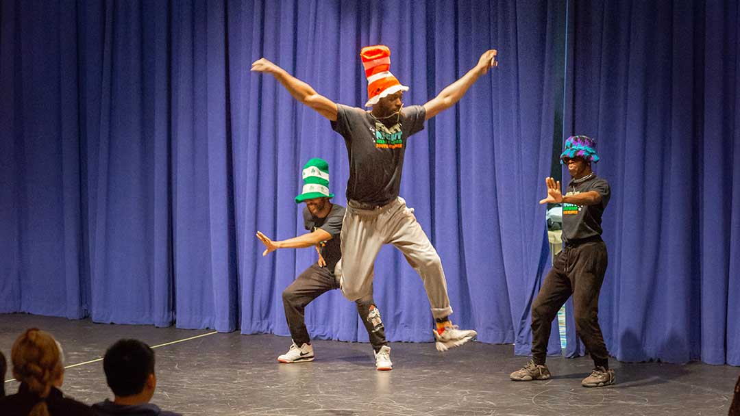 Dancers from Illstyle & Peace Productions Bring Hip-Hop Moves and History to CA