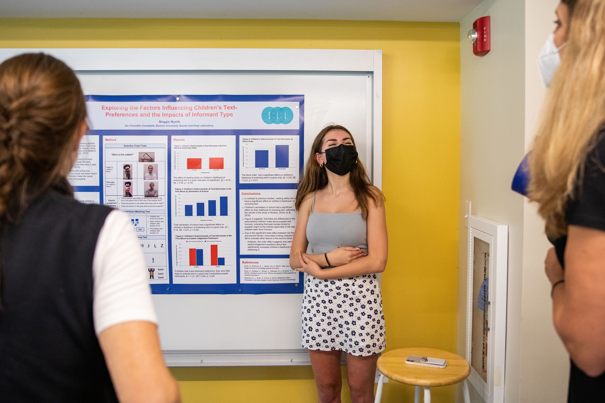 InSPIRE Internship Presentations, Concord Academy – Wednesday during the InSPIRE Internship Presentations  in CA Labs 211 where students presented on their summer science-focused intern experiences on Sep. 15, 2021. 