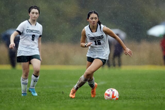 Learn more about Concord Academy’s girls varsity soccer team